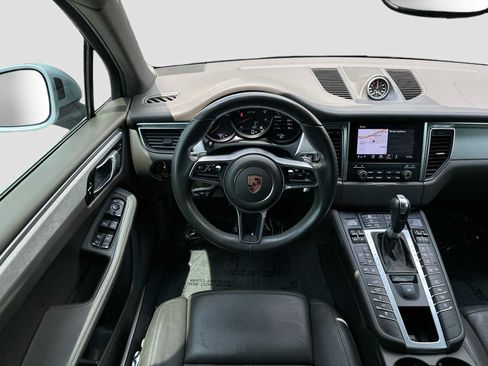 Used 2018 Porsche Macan GTS AWD/4WD image 24