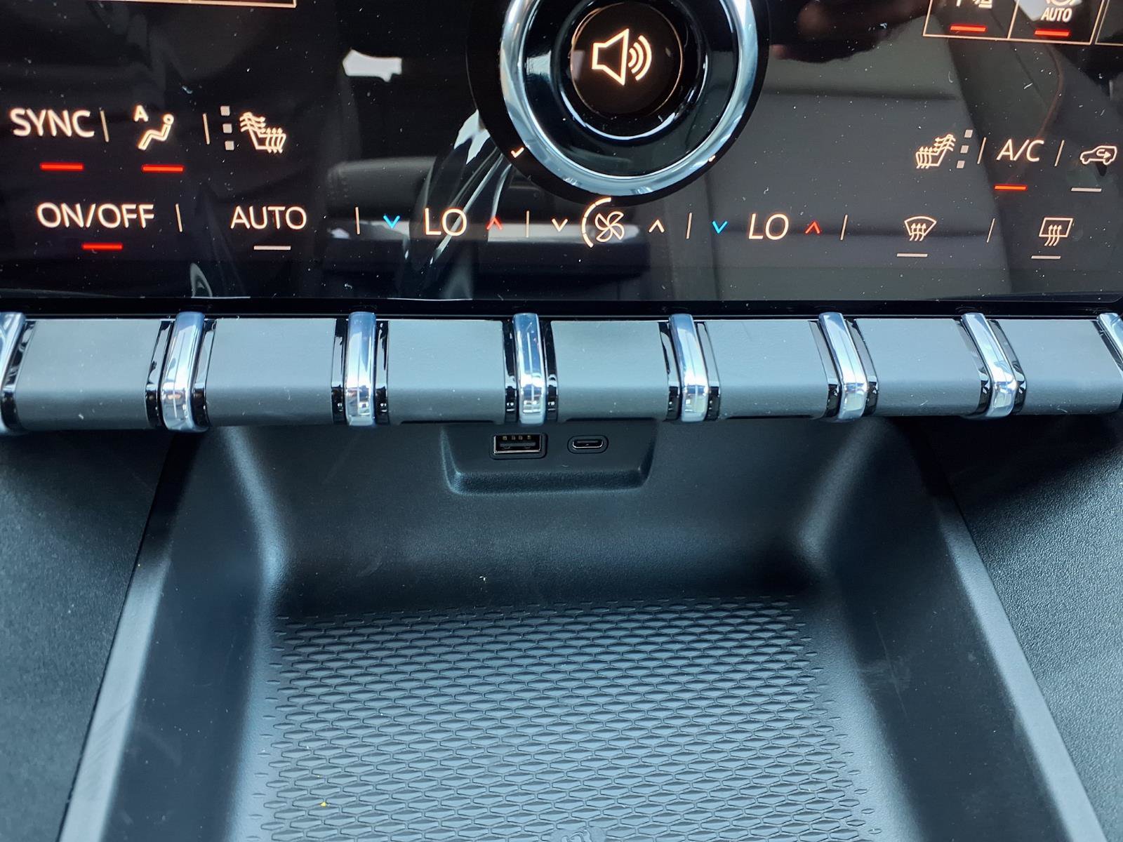 New 2027 GMC Terrain AT4 AWD/4WD image 5