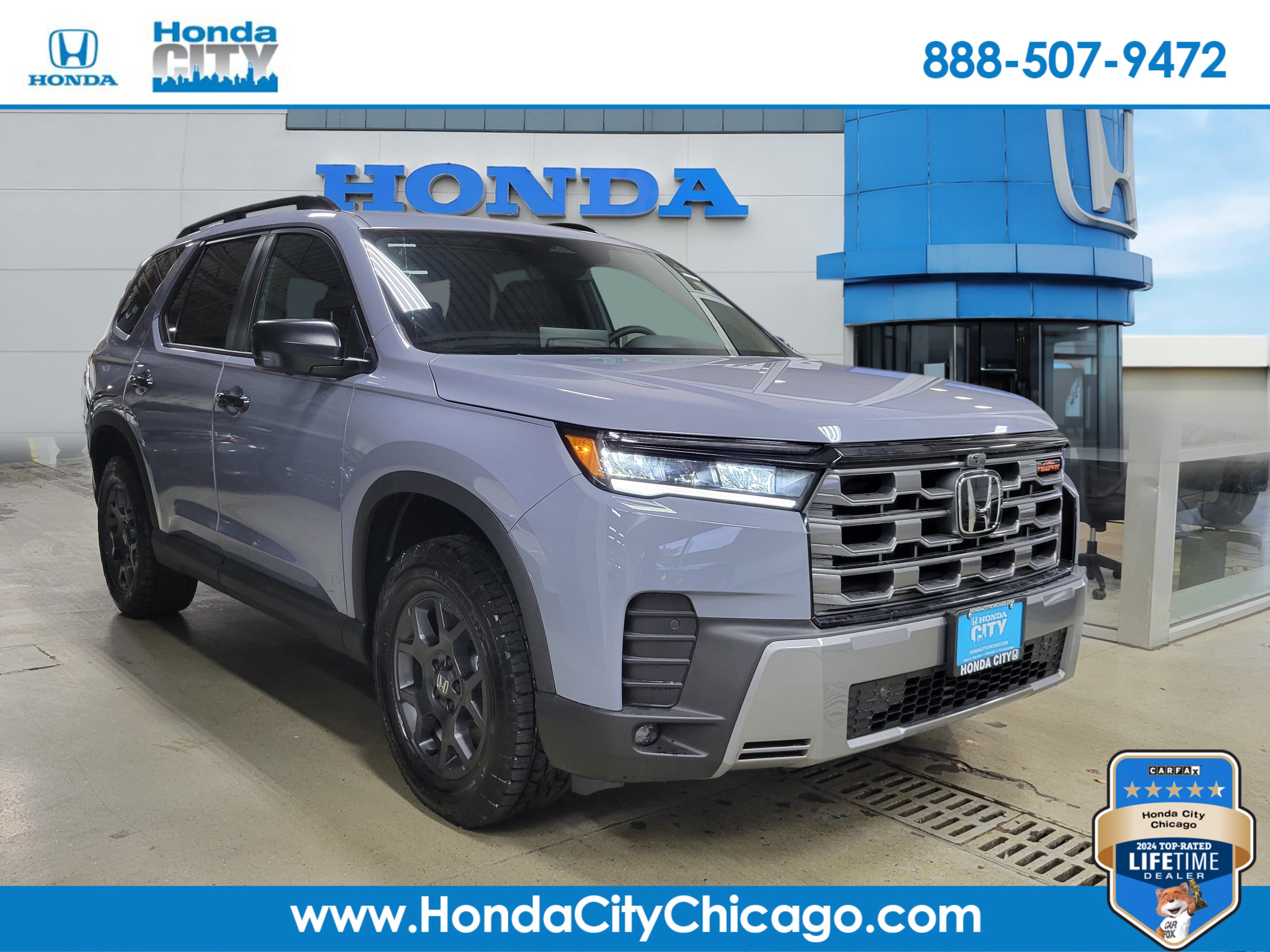 Used 2026 Honda Pilot TrailSport image 1