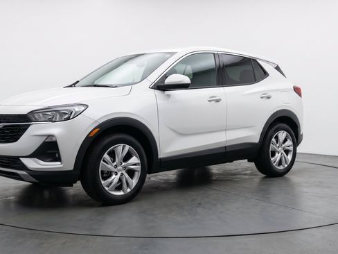 Used 2025 Buick Encore GX Preferred FWD image 3