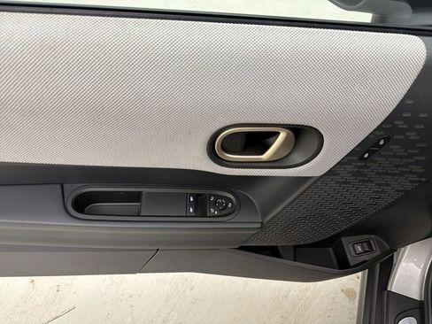 Certified 2025 MINI Cooper S image 14