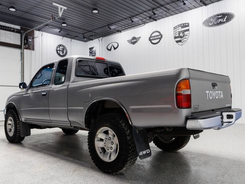 Used 1995 Toyota Tacoma 4x4 Xtracab image 4