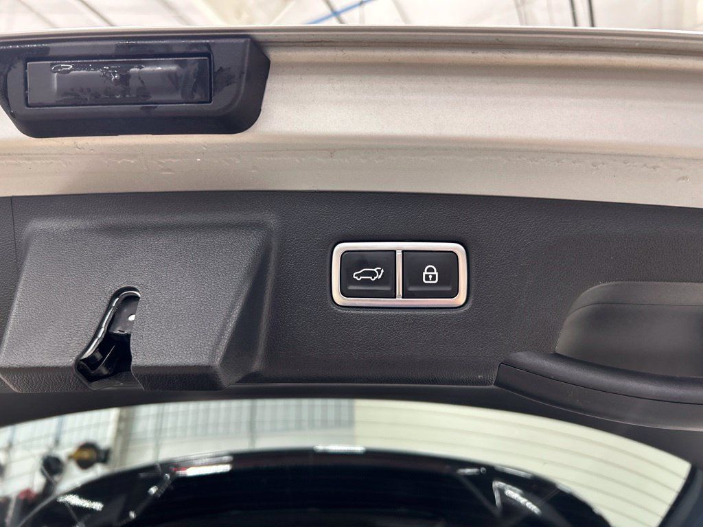 Certified 2024 Kia Sorento EX AWD/4WD image 29