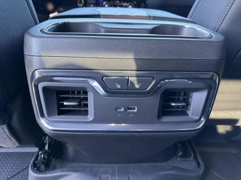 Used 2026 Chevrolet Silverado 1500 High Country AWD/4WD image 14