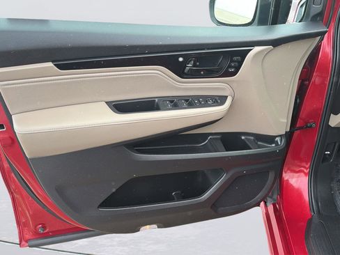 Used 2023 Honda Odyssey Touring image 21