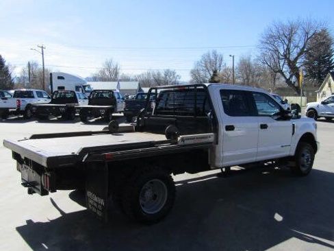 Used 2019 Ford F350 XLT image 4
