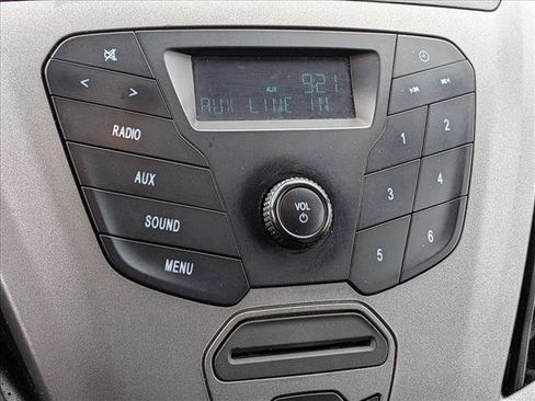 Used 2019 Ford Transit 350 XL image 9