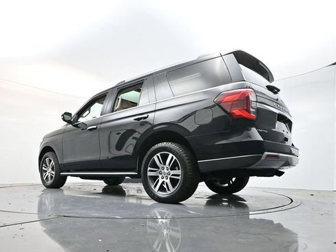 Used 2022 Ford Expedition Limited image 33