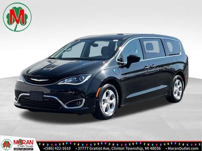 Used 2017 Chrysler Pacifica Touring Plus