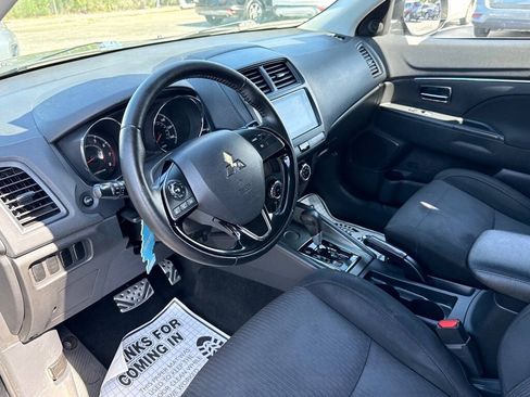 Used 2019 Mitsubishi Outlander Sport LE FWD image 10