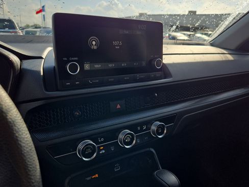 Used 2024 Honda CR-V LX image 22