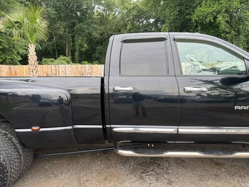 Used 2006 Dodge Ram 3500 Truck Laramie AWD/4WD image 25