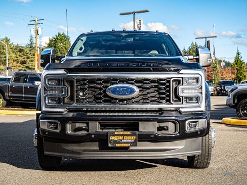 Used 2026 Ford F450 Platinum w/ Platinum Plus Package image 9