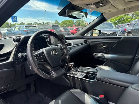 Used 2020 Lexus ES 350 w/ Premium Package FWD image 14