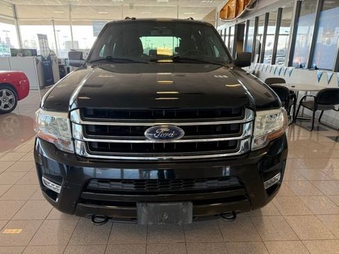 Used 2016 Ford Expedition XLT image 7