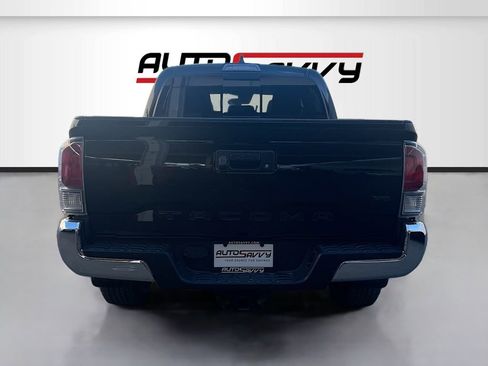 Used 2023 Toyota Tacoma TRD Off-Road w/ Black Out Package (TMS) AWD/4WD image 6