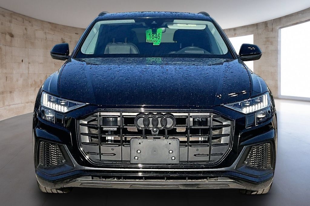 Used 2023 Audi Q8 Prestige w/ Prestige Package AWD/4WD image 4