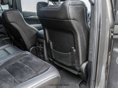 Used 2018 Jeep Grand Cherokee Trackhawk AWD/4WD image 32