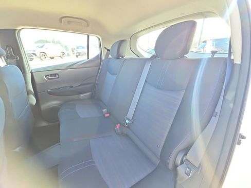 Used 2019 Nissan Leaf S w/ S Charge Package image 18