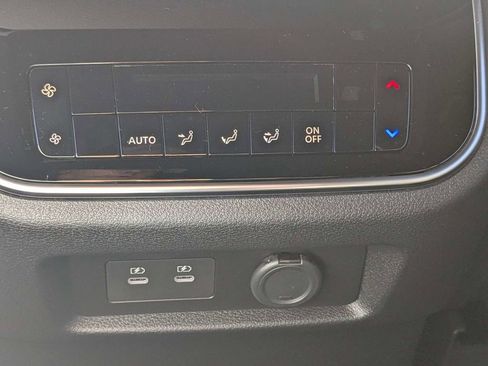New 2026 Nissan Armada SL w/ Captain's Chari Seat Package RWD image 16