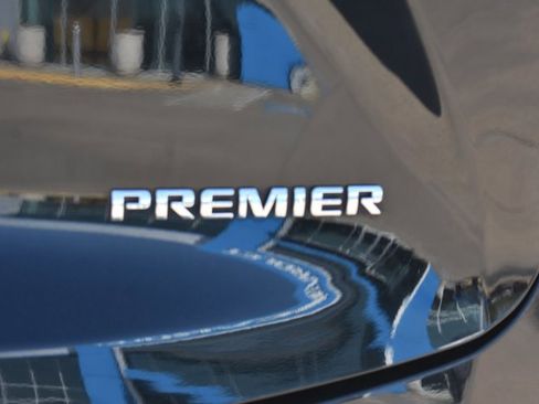 Used 2024 Chevrolet Blazer Premier image 8