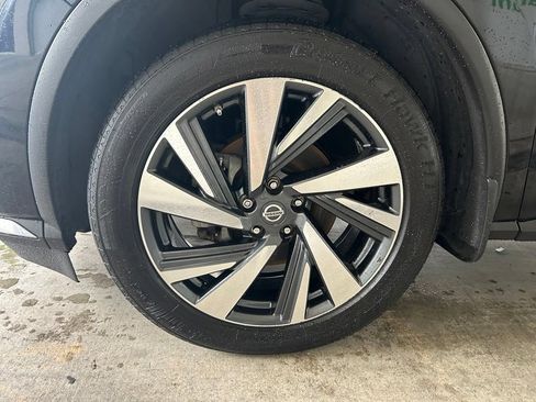 Used 2017 Nissan Murano Platinum w/ Platinum Technology Package FWD image 15