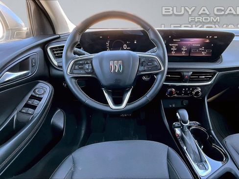 Used 2024 Buick Encore GX Preferred w/ Comfort Package AWD/4WD image 5