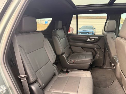 Used 2023 Chevrolet Tahoe Z71 w/ Z71 Off-Road Package image 18