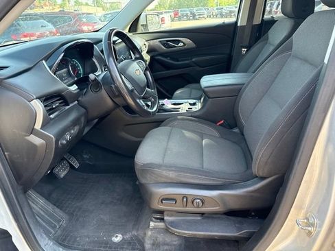 Used 2020 Chevrolet Traverse LT w/ LPO, Floor Liner Package AWD/4WD image 21
