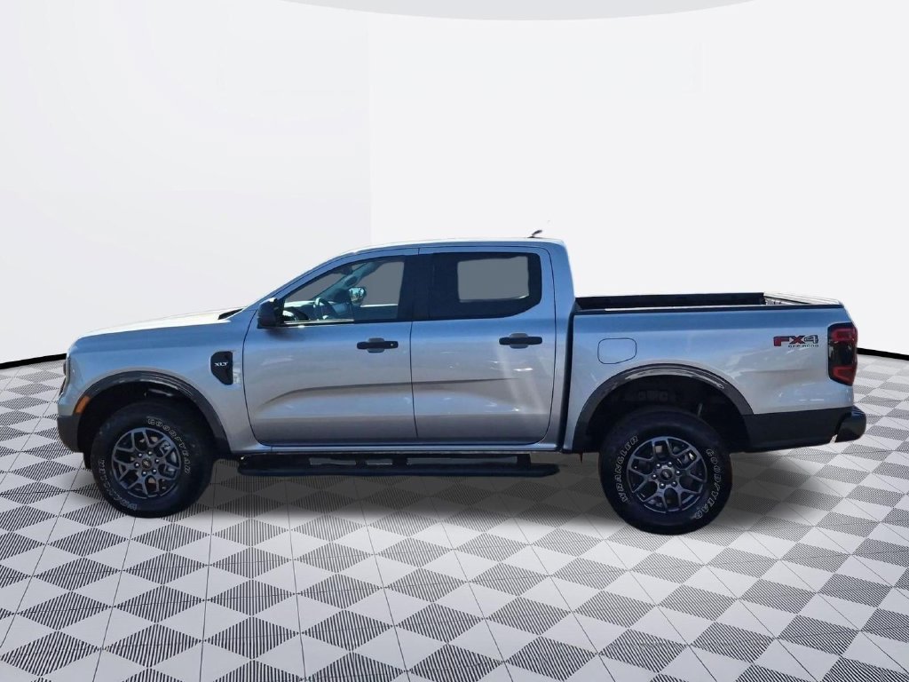 Certified 2024 Ford Ranger XLT w/ FX4 Off-Road Package AWD/4WD image 3