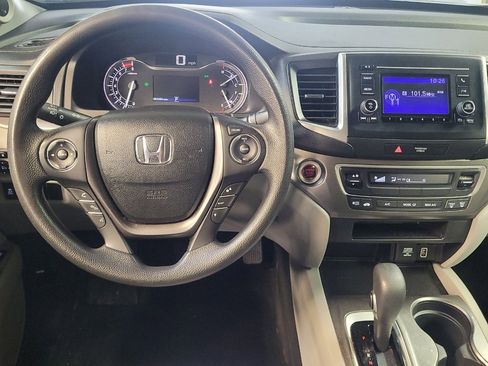 Used 2019 Honda Ridgeline RT image 22