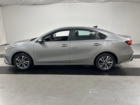 Certified 2023 Kia Forte LXS w/ LXS Technology Package image 6