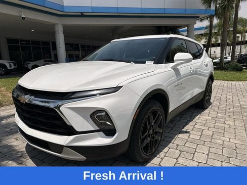 Used 2023 Chevrolet Blazer LT w/ Driver Confidence Package FWD image 21
