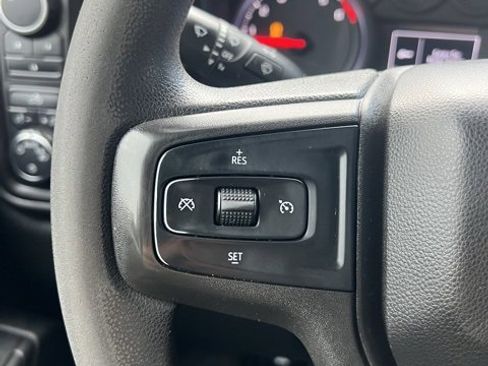 Used 2020 Chevrolet Silverado 2500 Custom w/ Custom Convenience Package image 29