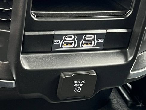 Used 2025 RAM 1500 Big Horn AWD/4WD image 42