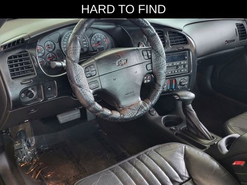 Used 2004 Chevrolet Monte Carlo SS w/ Preferred Equipment Group FWD image 12