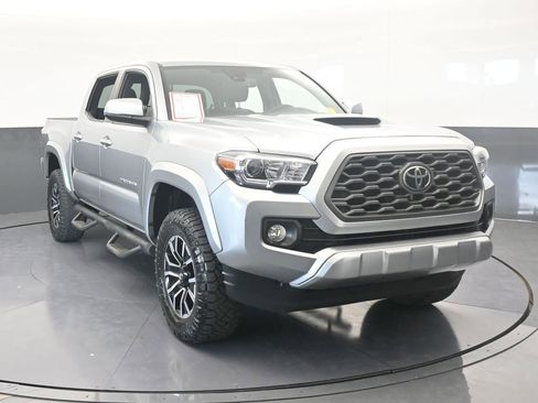 Used 2023 Toyota Tacoma 2WD Double Cab image 9