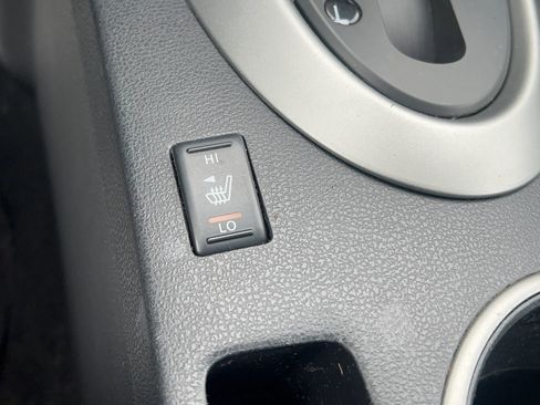 Used 2011 Nissan Rogue SV w/ SL Pkg FWD image 18