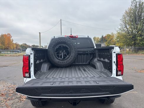 Certified 2026 Chevrolet Colorado ZR2 w/ ZR2 Bison Edition image 8