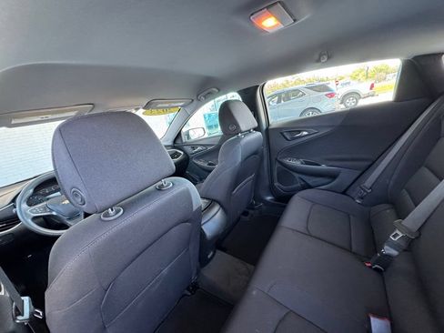 Used 2023 Chevrolet Malibu LS FWD image 21