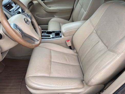 Used 2013 Nissan Altima 2.5 SL w/ 2.5 Moonroof Pkg image 17