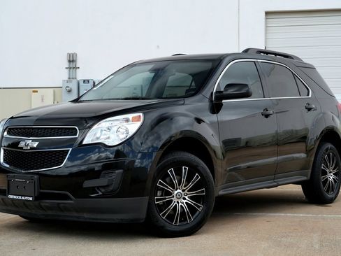 Used 2014 Chevrolet Equinox LT w/ Driver Convenience Package FWD image 2