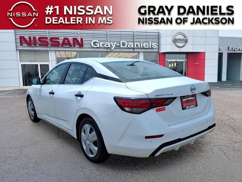 Used 2024 Nissan Sentra S FWD image 5