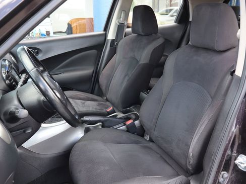 Used 2015 Nissan Juke SV w/ Technology Package image 11