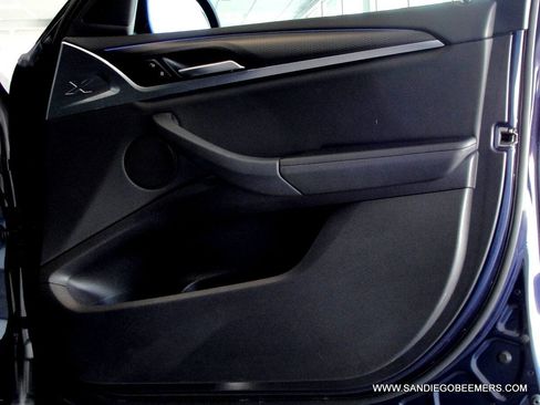 Used 2022 BMW X4 xDrive30i w/ M Sport Package 2 image 12