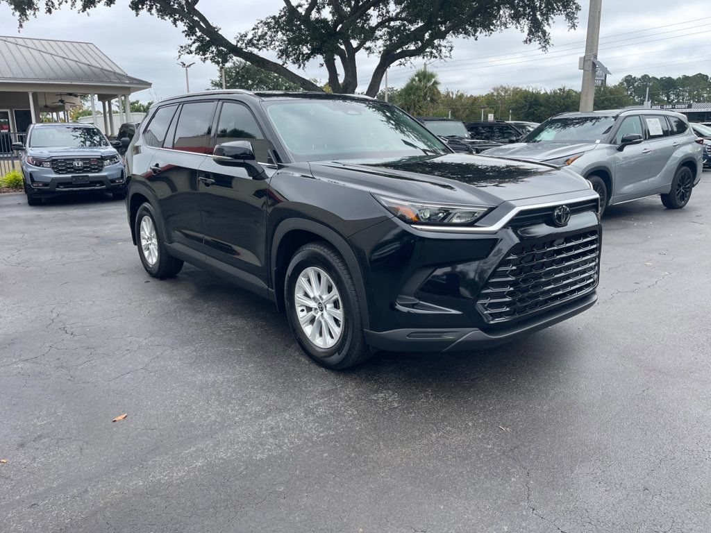 Used 2026 Toyota Grand Highlander FWD image 8