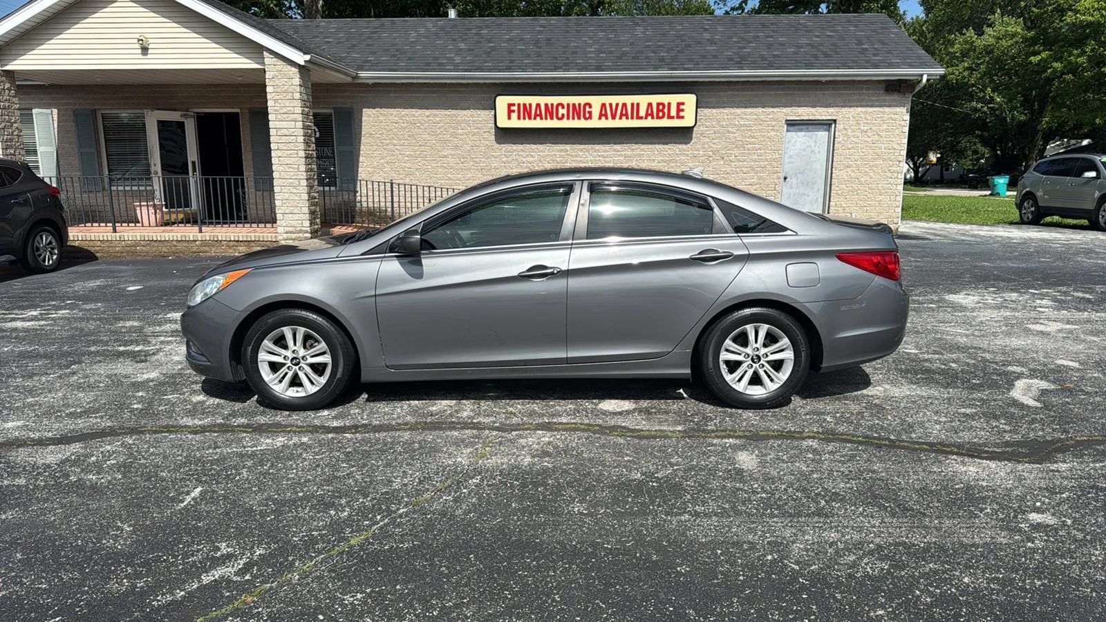 Used 2013 Hyundai Sonata GLS w/ Popular Equipment Pkg FWD image 4