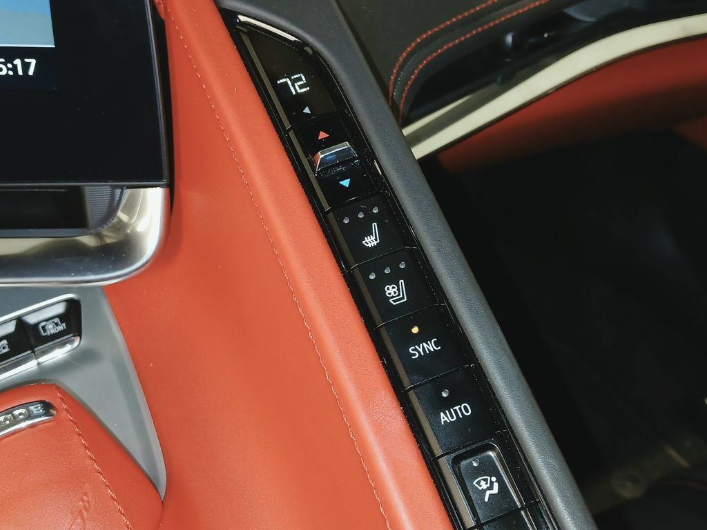 Certified 2020 Chevrolet Corvette Stingray Premium Cpe w/ 3LT Preferred Equipment Group RWD image 21