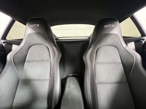 Certified 2026 Porsche Cayenne GTS AWD/4WD image 16