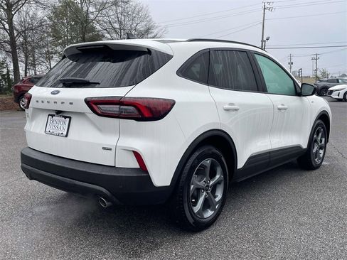 Used 2025 Ford Escape ST-Line w/ Equipment Group 301A image 3